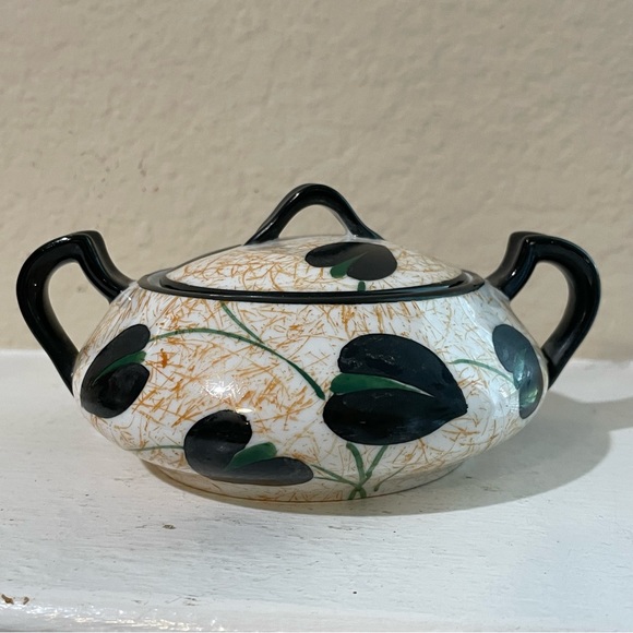 Vintage hand painted Meito china sugar bowl and creamer - Picture 4 of 16